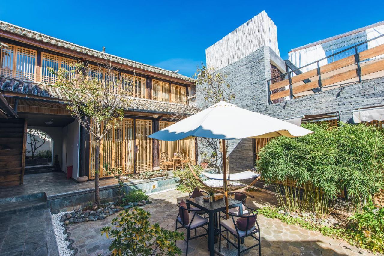 ホテル Dali Shaxi Qing Jing Courtyard Jianchuan エクステリア 写真