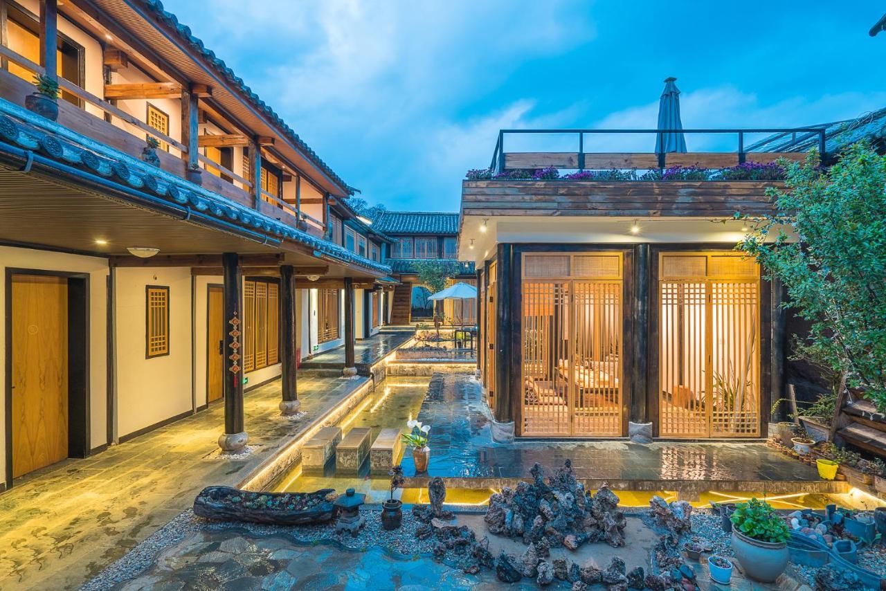 ホテル Dali Shaxi Qing Jing Courtyard Jianchuan エクステリア 写真