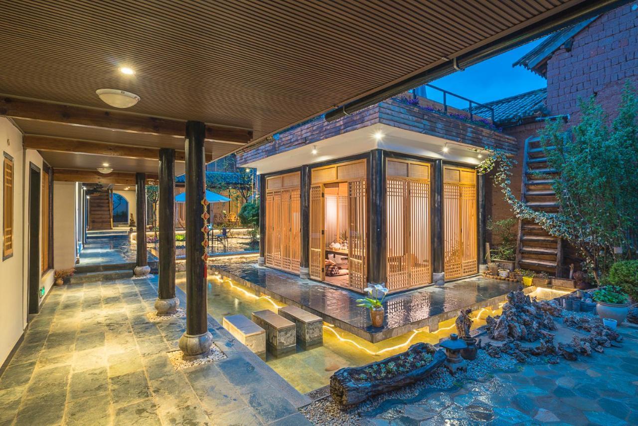 ホテル Dali Shaxi Qing Jing Courtyard Jianchuan エクステリア 写真